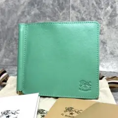 Item thumbnail for item 32a79e6f-21c0-41b0-88d4-69a82e5feffc