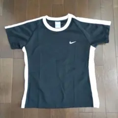 NIKE ナイキ　半袖tシャツ　スポーツウェア レディース Mのサムネイル