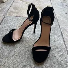 美品！Novo ストラップサンダル