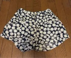 花柄ネイビーショートパンツ