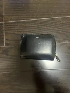 A.P.C. 二つ折り財布 未使用品 ブラック リザード型押し - メルカリ