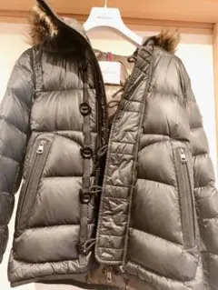 【お値下げ中】モンクレール　ダウンジャケット　メンズSサイズ　ブラック