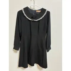 Fi.n.t ミニワンピース 黒 フリル付き