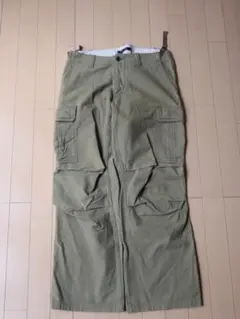 カーゴパンツ　カーキ　M