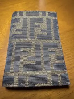 FENDI 二つ折り財布