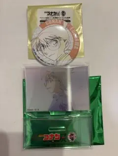 名探偵コナン　コナン展　レンチキュラーアクスタ　原画缶バッジ