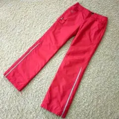 PARMIC☆レディス　ゴルフパンツ　冬　可愛くオシャレな赤　スッキリシルエット