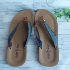 MINNETONKA ビーチサンダル デニム風のサムネイル