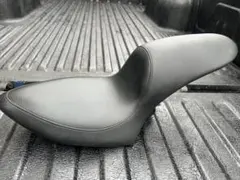 ハーレーダビットソン　リジット用シートSkunk製 楽天市場】Garage T&F ガレージ ガンファイターシート ダイナ