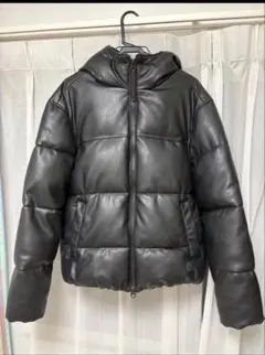 美品　ZARA ブラック ダウンジャケット フード付き
