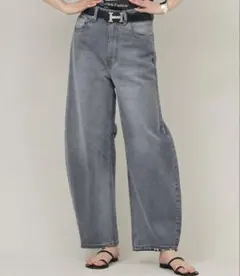 Curensologyユーズドカーヴィーデニムパンツ
