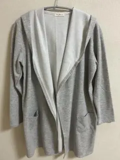 フード付きグレーのカーディガン Lサイズ