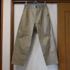 GU チノキャロットパンツ　ベージュM