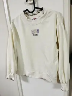 ピンクラテ⭐︎S160cmクリーム色 バルーン袖 薄手のトレーナー