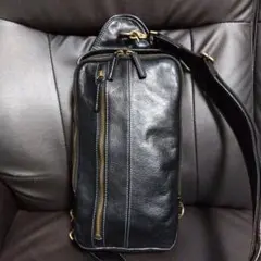 希少旧タグ✨ヘルツ ペットボトルショルダーバッグ ドラム型 レザー ブラック 希少旧タグ✨ヘルツ ペットボトルショルダーバッグ ドラム型 レザー