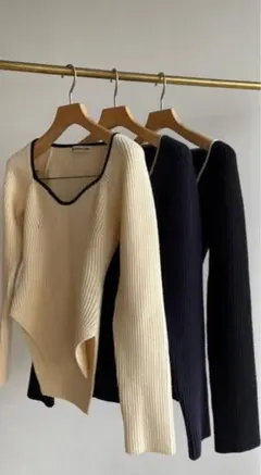 searoomlynn バイカラーラウンドヘムKNITトップス