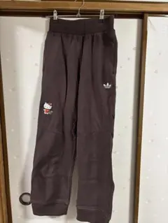 adidas×ハローキティ スウェットパンツ　ブラウン