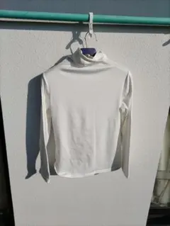 ホワイト タートルネック 長袖トップス未開封