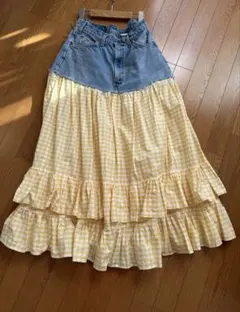 デニムとイエローブロックチェックのリメイクフレアスカート