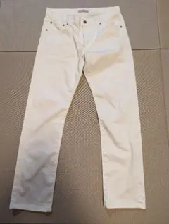 Item thumbnail for item eb7a2f91-08f9-438b-95c2-1f2de76300ed