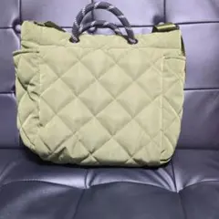 オリーブグリーン キルティング ショルダーバッグ