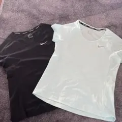 Nike DRI-FIT トレーニングTシャツ 2枚セット