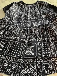 Sacai 2018SS レイン・スプーナー バンダナ柄Tシャツ(黒)