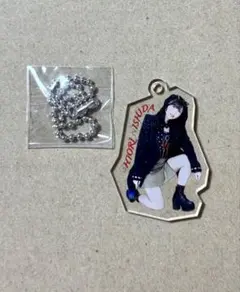 【西田汐里】コレクションミニアクリルキーホルダー　BEYOOOOONDS