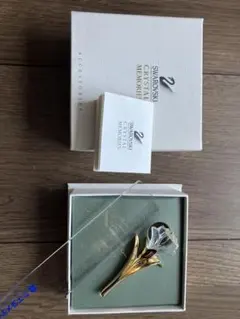 Swarovski クリスタルフラワーブローチ 約8cm