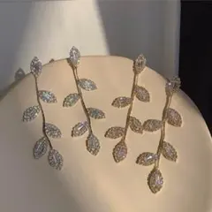 ピアス アクセサリー リーフ ブライダル ウェディング 上品 ゴールド