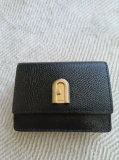 FURLA ブラック 三つ折り財布