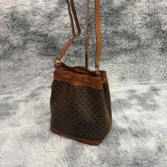 CELINE セリーヌ マカダム 巾着ショルダー PVCレザー ショルダーバッグのサムネイル