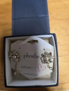 phoebe ビジュー パール ピアスのサムネイル