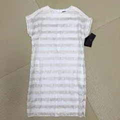新品タグ付き　ダナパリ ワンピースのサムネイル