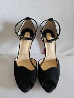 Christian Louboutin ブラックハイヒール 24cm