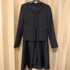 お値下げしました！ネイビー ノーカラージャケット&ワンピース2点セット