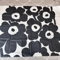 2025年最新】マリメッコ テーブルクロスの人気アイテム - メルカリ