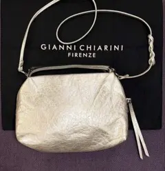 GIANNI CHIARNI シルバーショルダーバッグのサムネイル