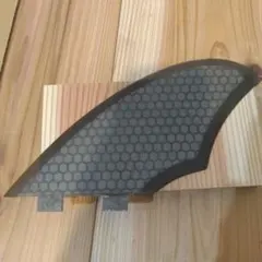 ハニカムキールフィン