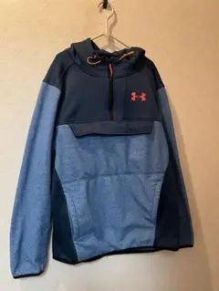 Under Armour フード付きパーカー グリーン×ブルー