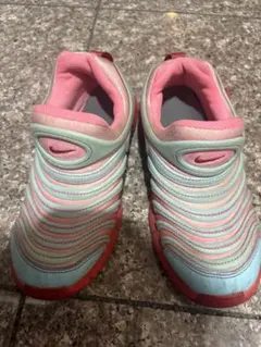NIKE スニーカー ピンク キッズ、21㎝、ダイナモフリー、靴