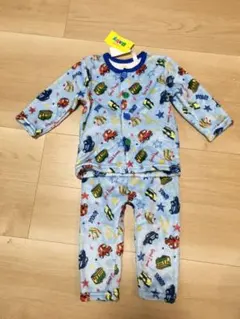 新品！車柄！ふわもこ暖かパジャマ　男の子90