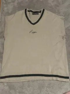 ベージュ Vネック ニットベスト