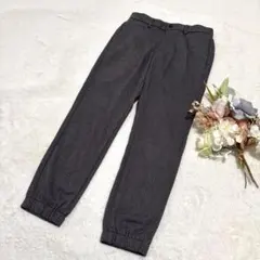 Item thumbnail for item ec0f1034-a165-45d5-bf90-2513a2007aac