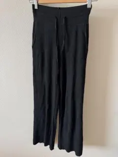 ウォッシャブルニットリブパンツ　S ブラック