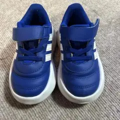 adidas 青 スニーカー ベルクロ