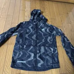 adidas ウィンドブレーカー