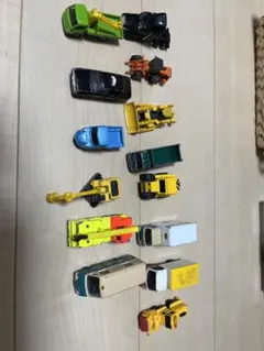 ジャンク トミカ ミニカー セット 多色 建設車両 トラック2台
