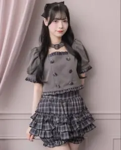 pium ファー付きティアードミニスカート グレーチェック - メルカリ