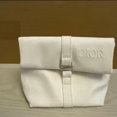 Dior ホワイト ノベルティポーチ